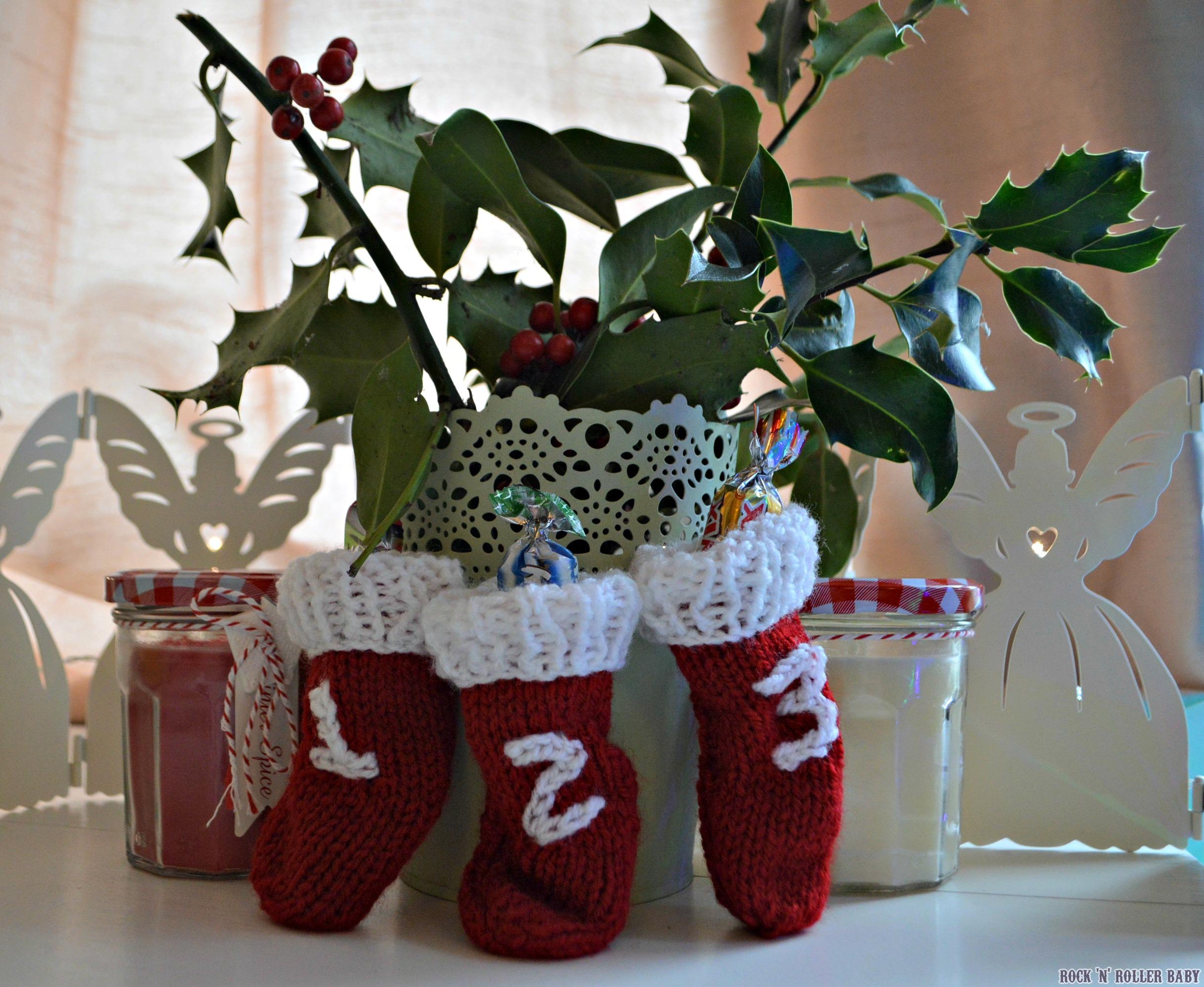 Mini Christmas Stockings Free Knitting Pattern